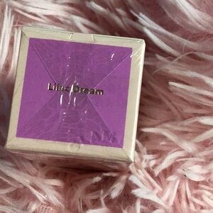 New Sheglam Color Bloom Liquid Blush Lilac Dream 

New Sealed in Box